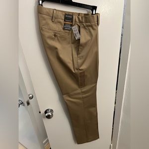 Jos A Bank 34x32 Slim Fit Traveler Dress Pants Khaki